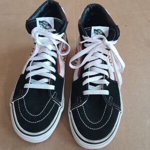 Vans Off The Wall Mid Top Round Toe Skateboard Shoe, Women 7 Men 5.5, New